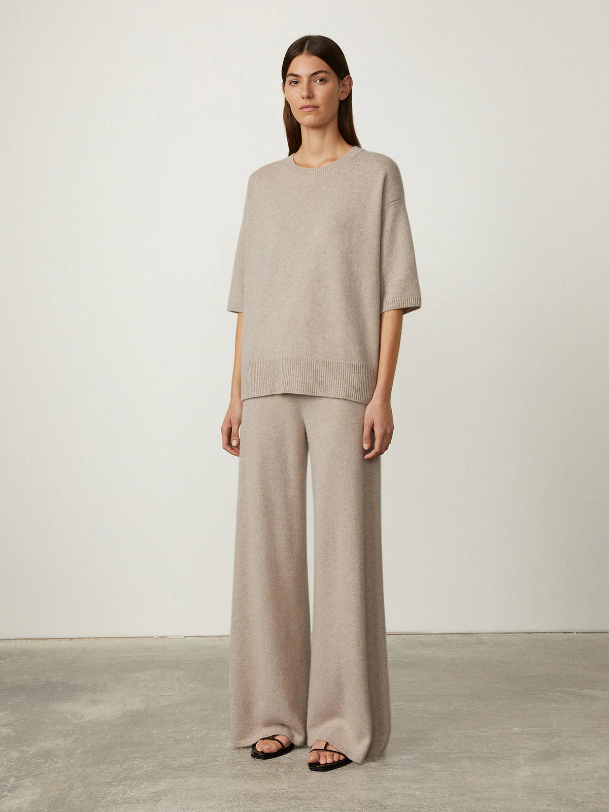 Lisa Yang Cashmere Top in Sand