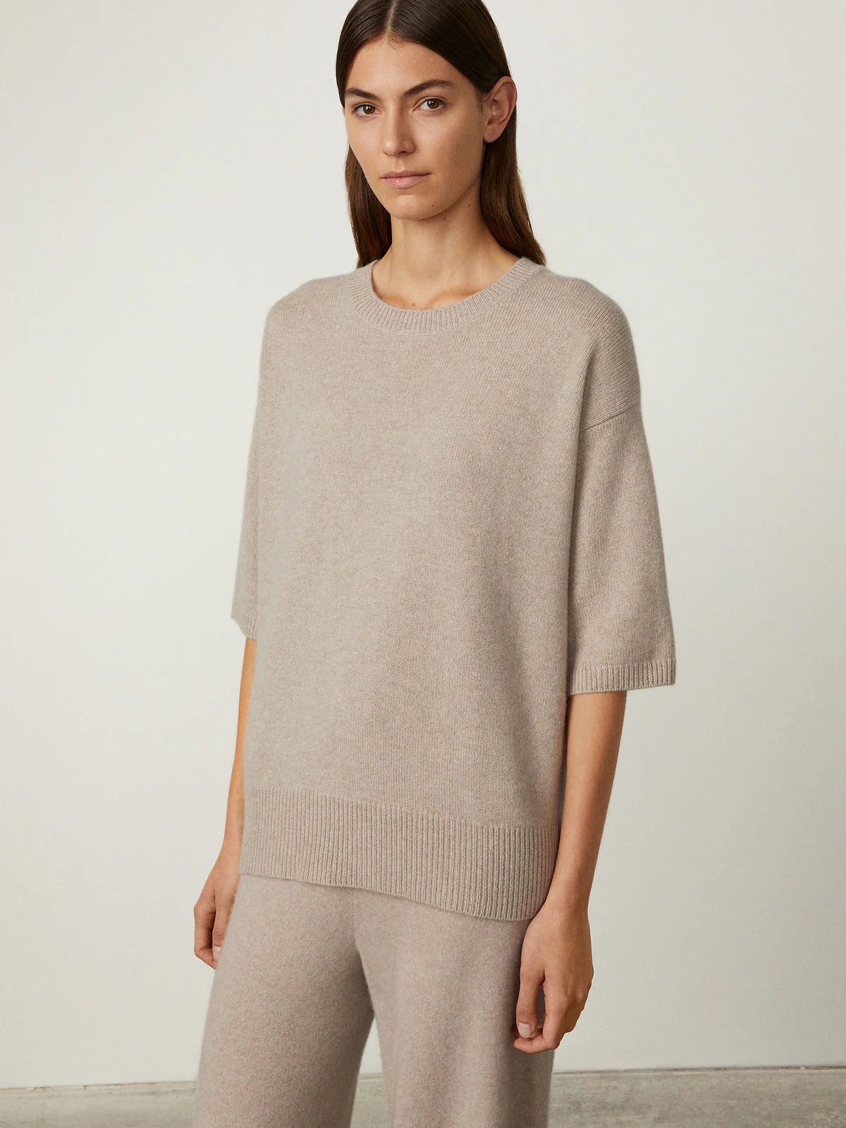 Lisa Yang Cashmere Top in Sand