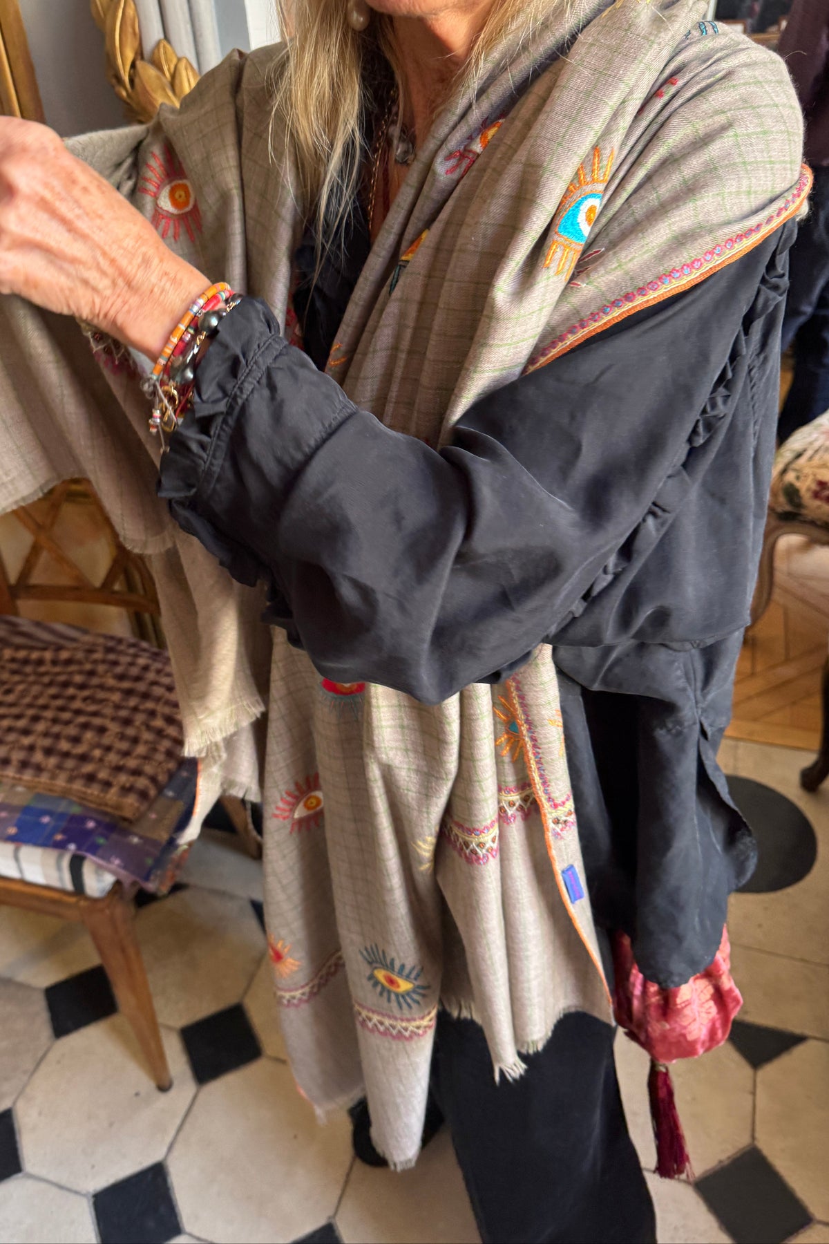 Yaser Shaw Scarf - Lucky