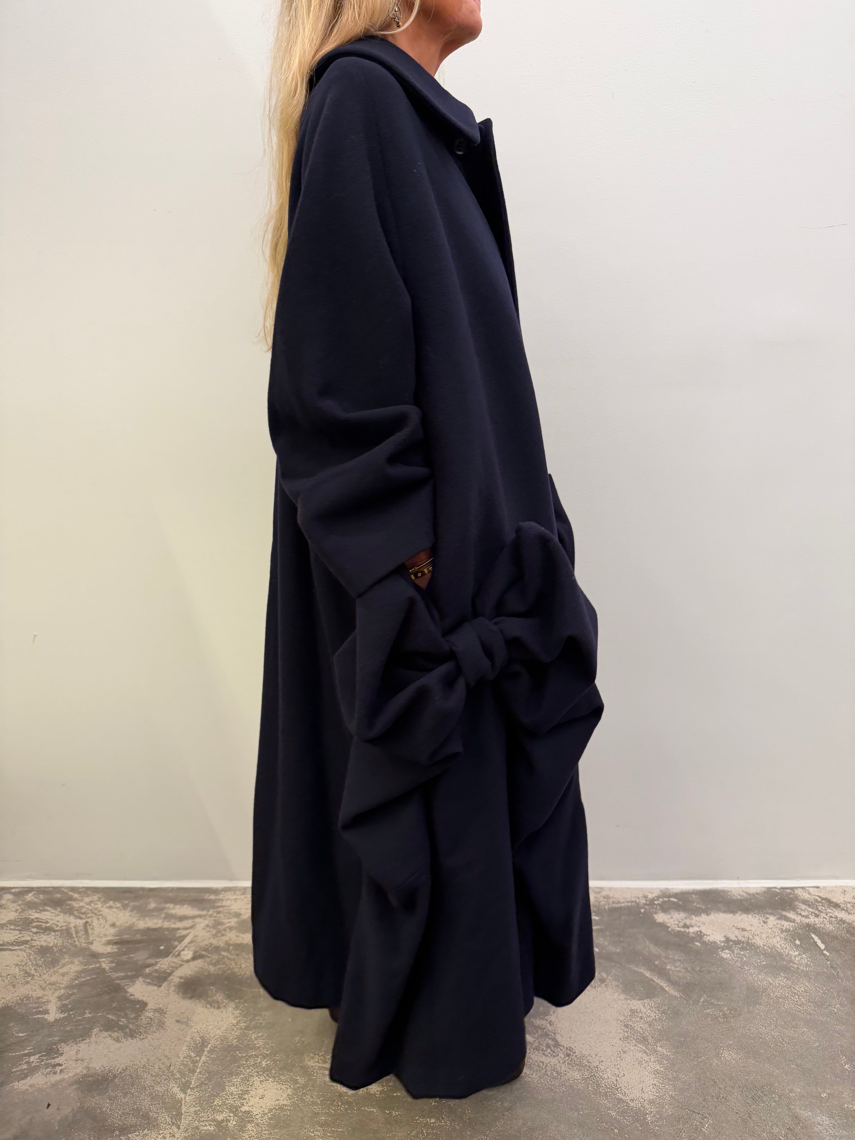 Comme des Garçons Comme des Garçons Bow Coat