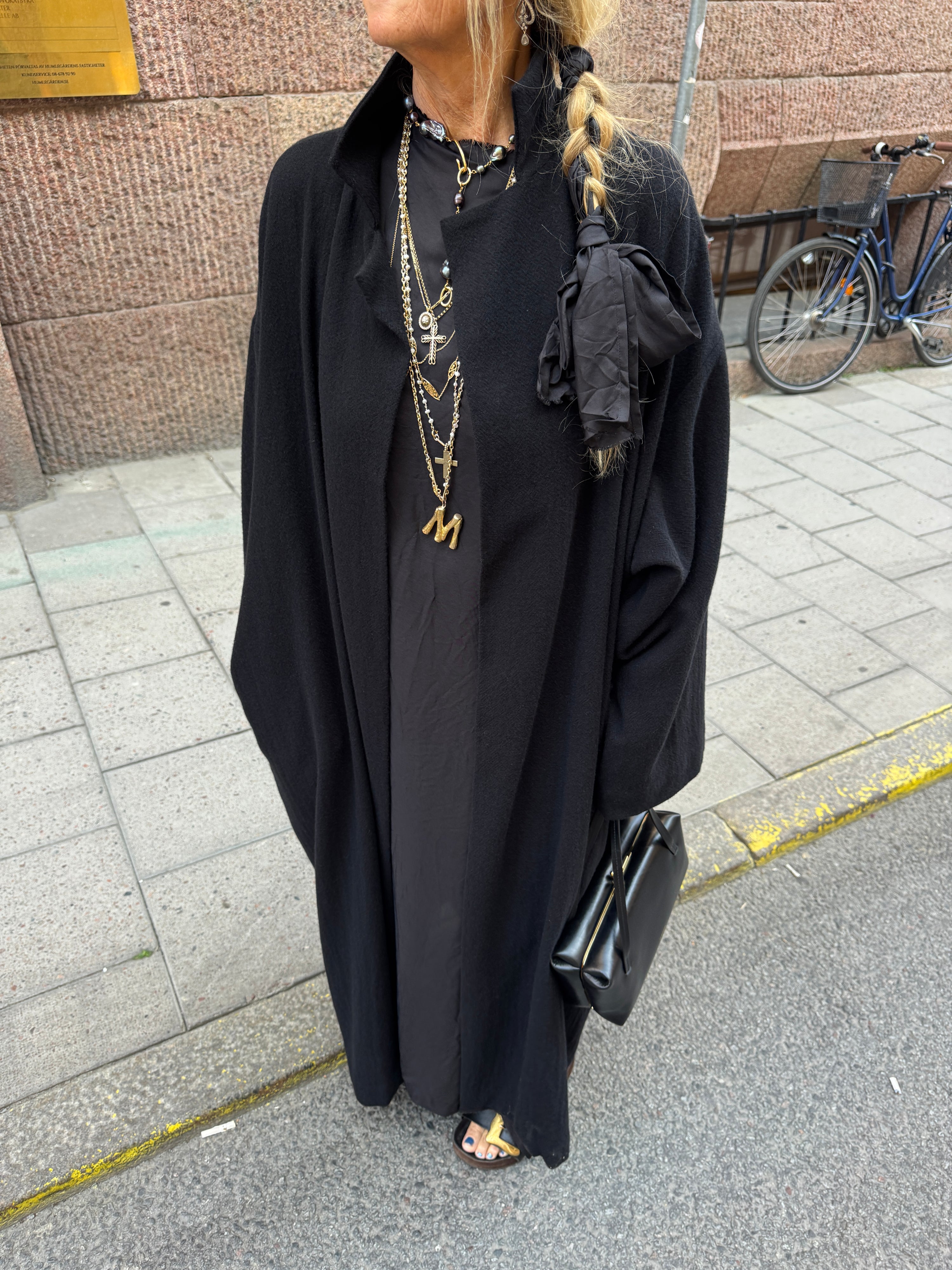 Daniela Gregis Artist Coat Cashmere in Black