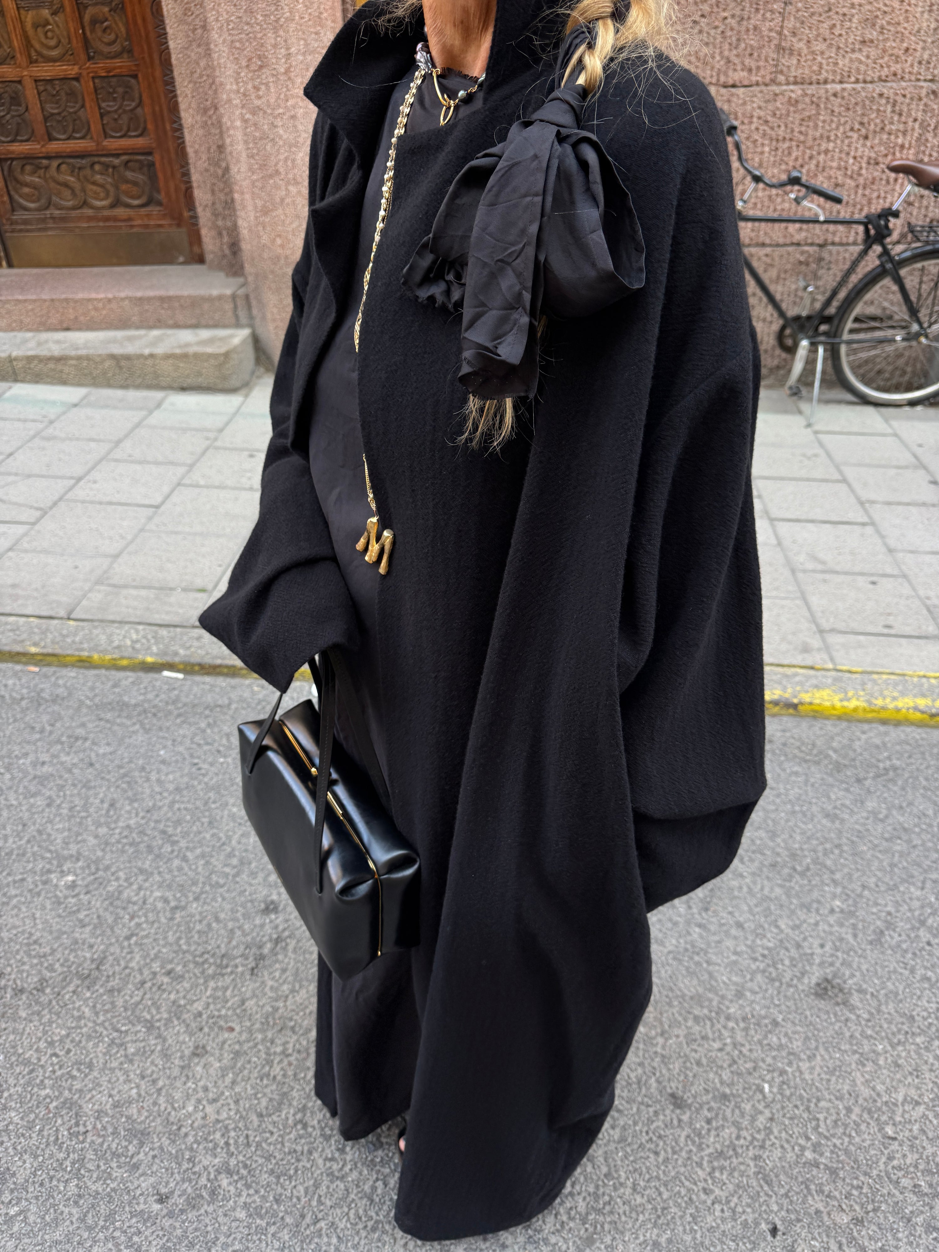 Daniela Gregis Artist Coat Cashmere in Black