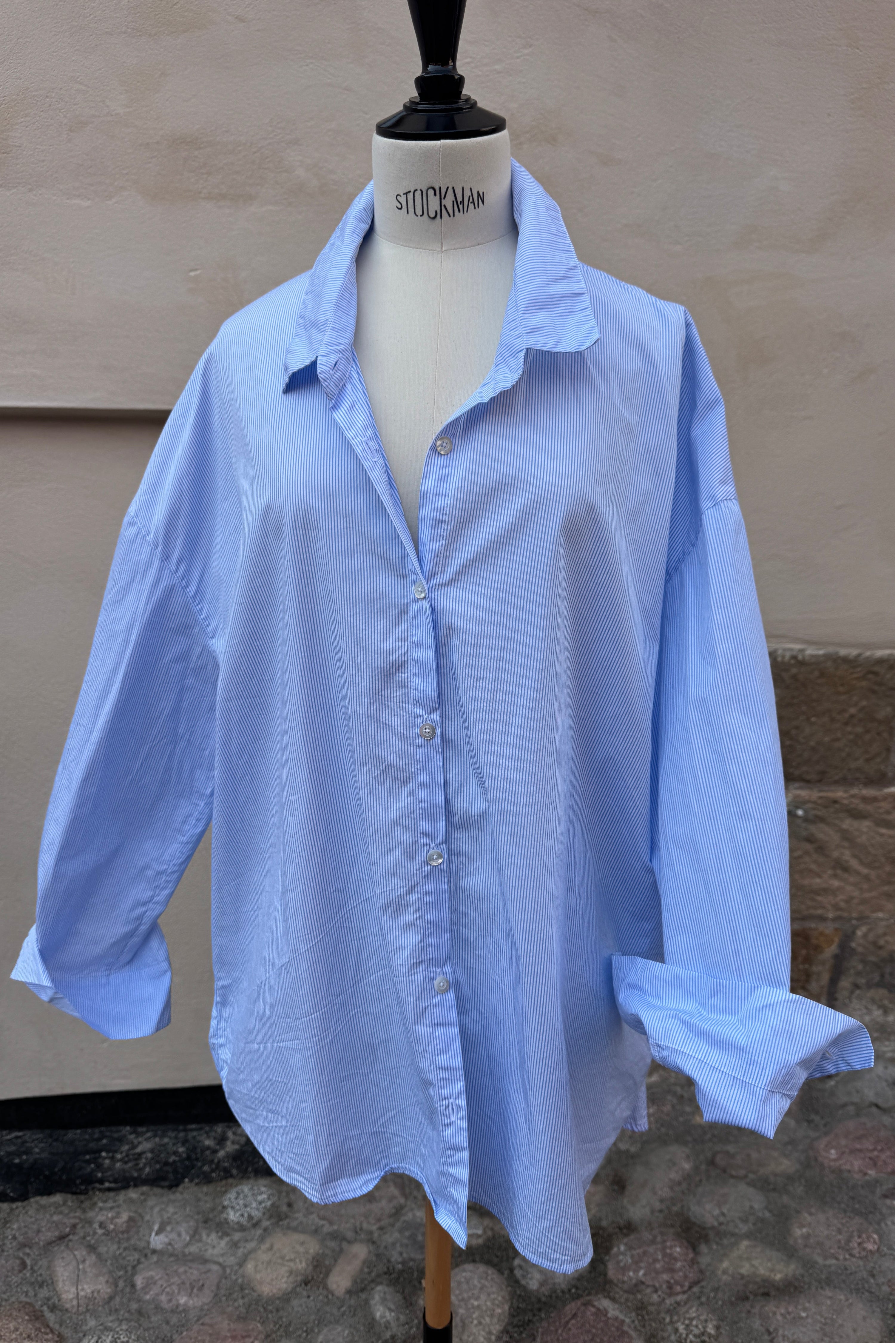 Private Icon Shirt - Sky Stripe