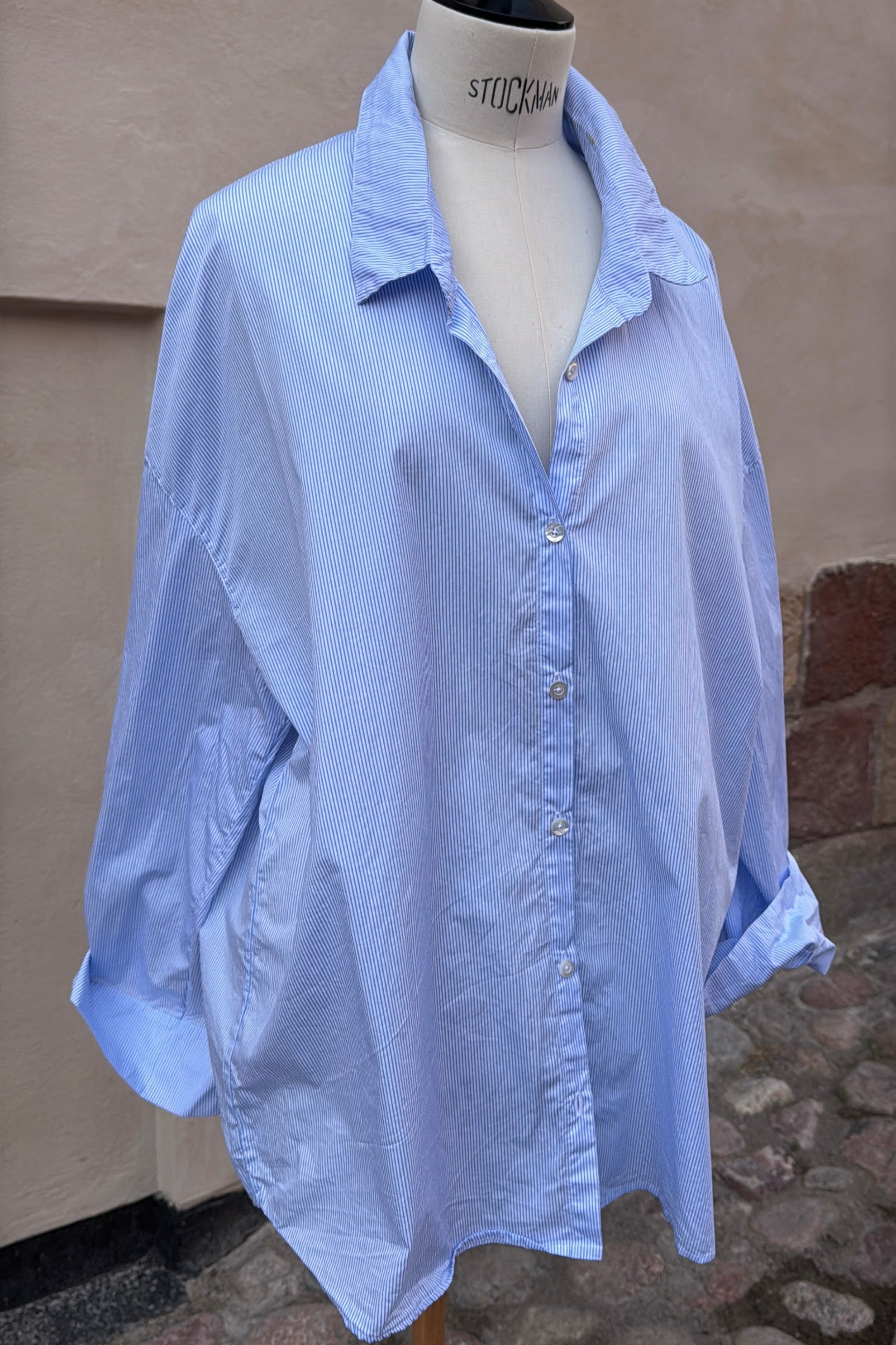 Private Icon Shirt - Sky Stripe