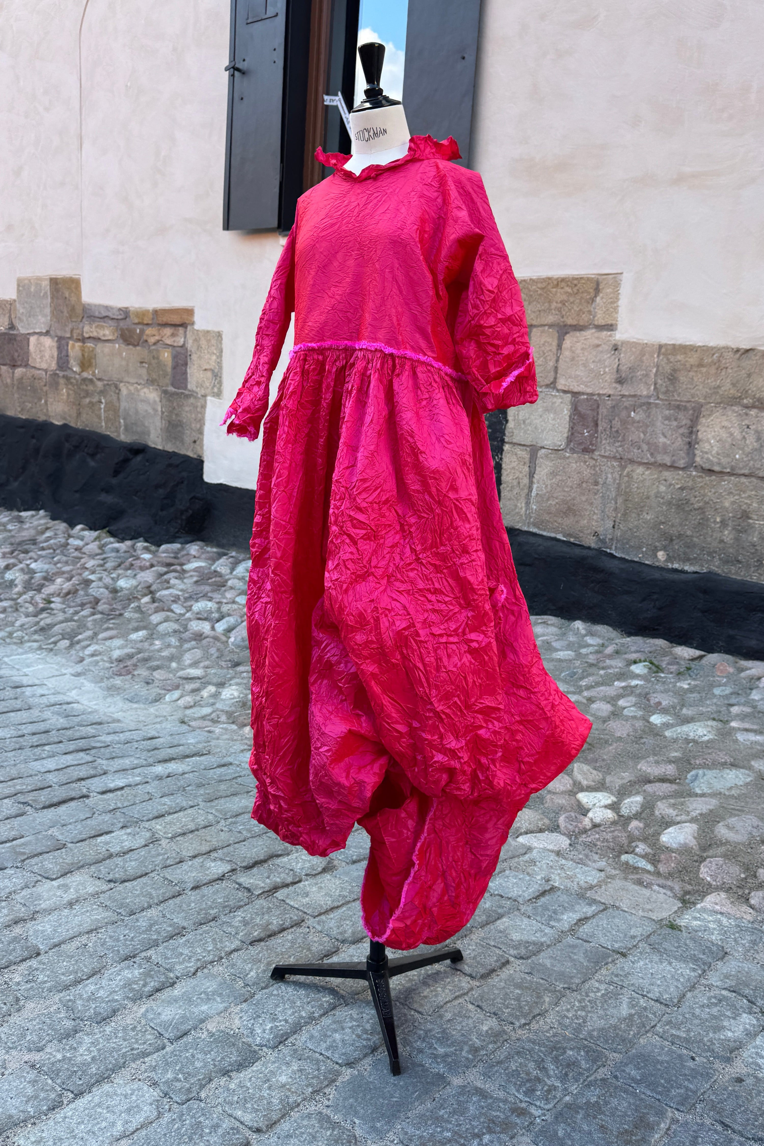 Daniela Gregis fuchsia taffeta dress