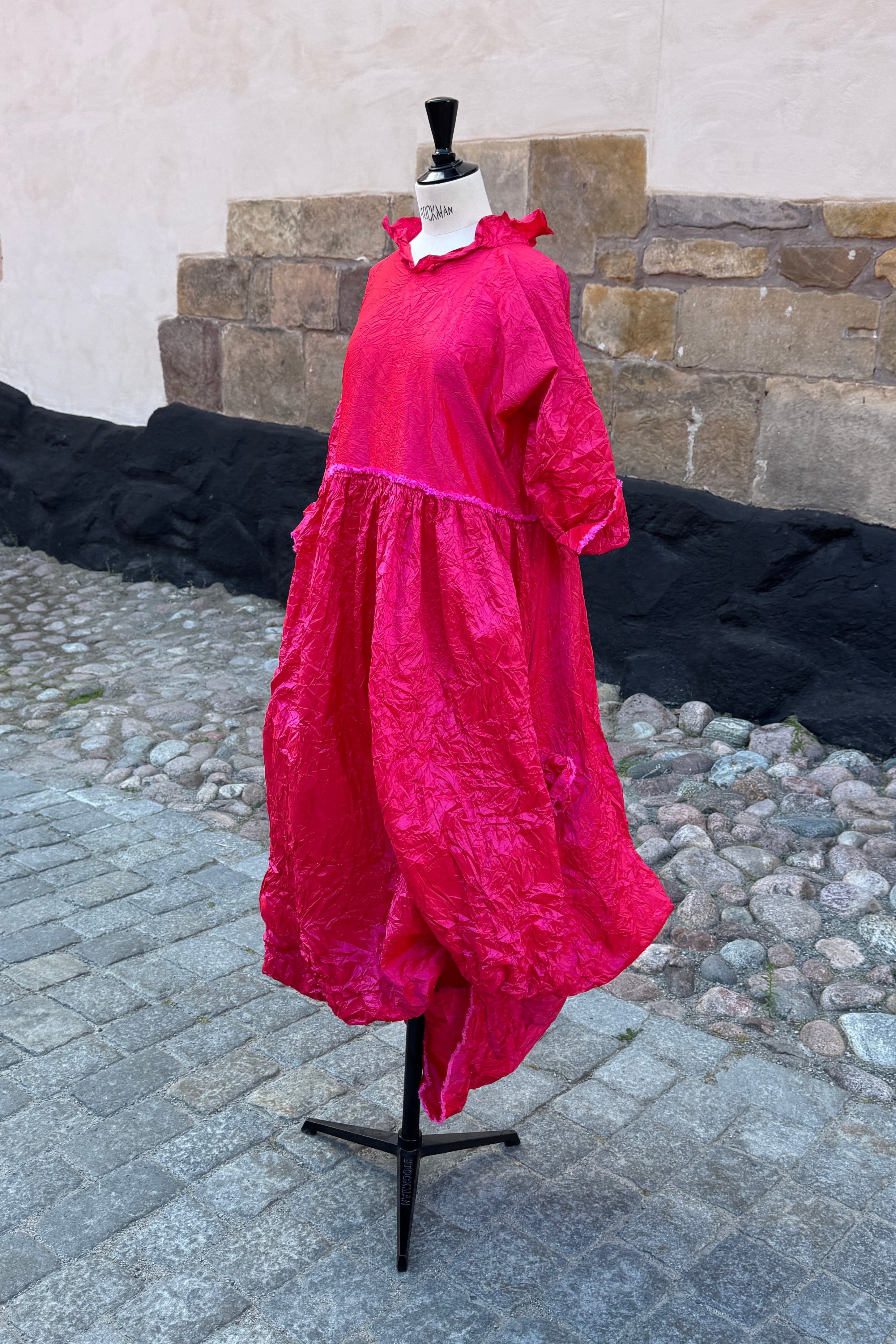 Daniela Gregis fuchsia taffeta dress