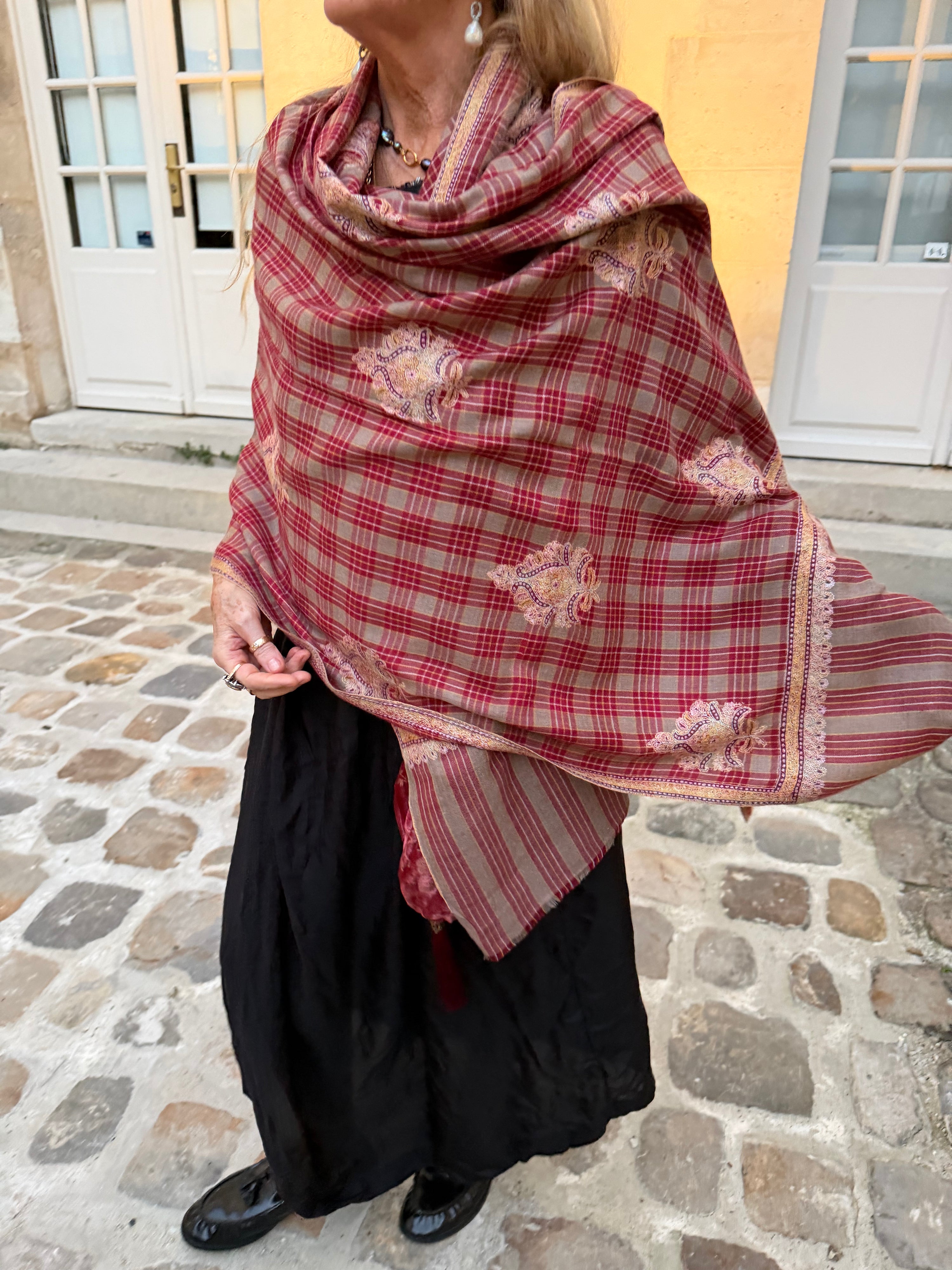 Yaser Shaw Scarf - Crimson