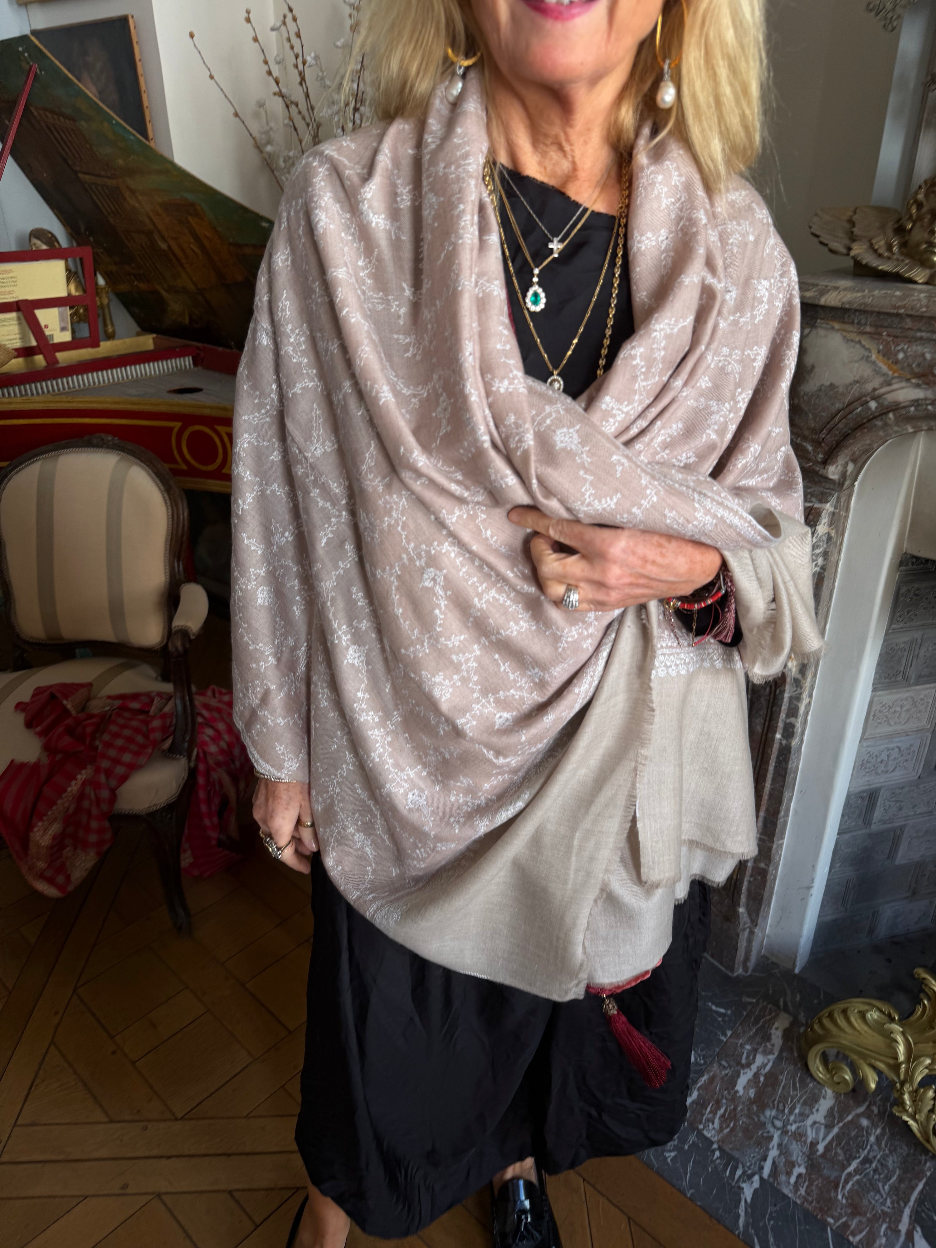 Yaser Shaw Scarf - Avorio