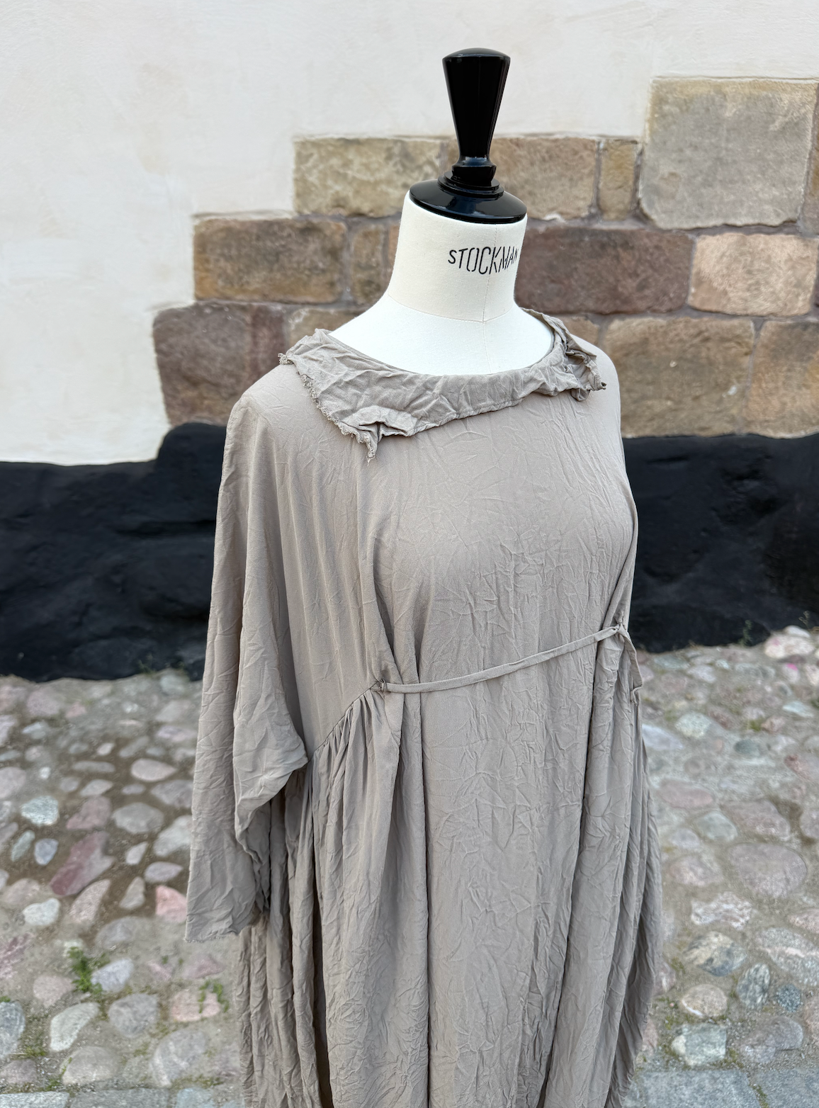Daniela Gregis Stockholm dress Earth