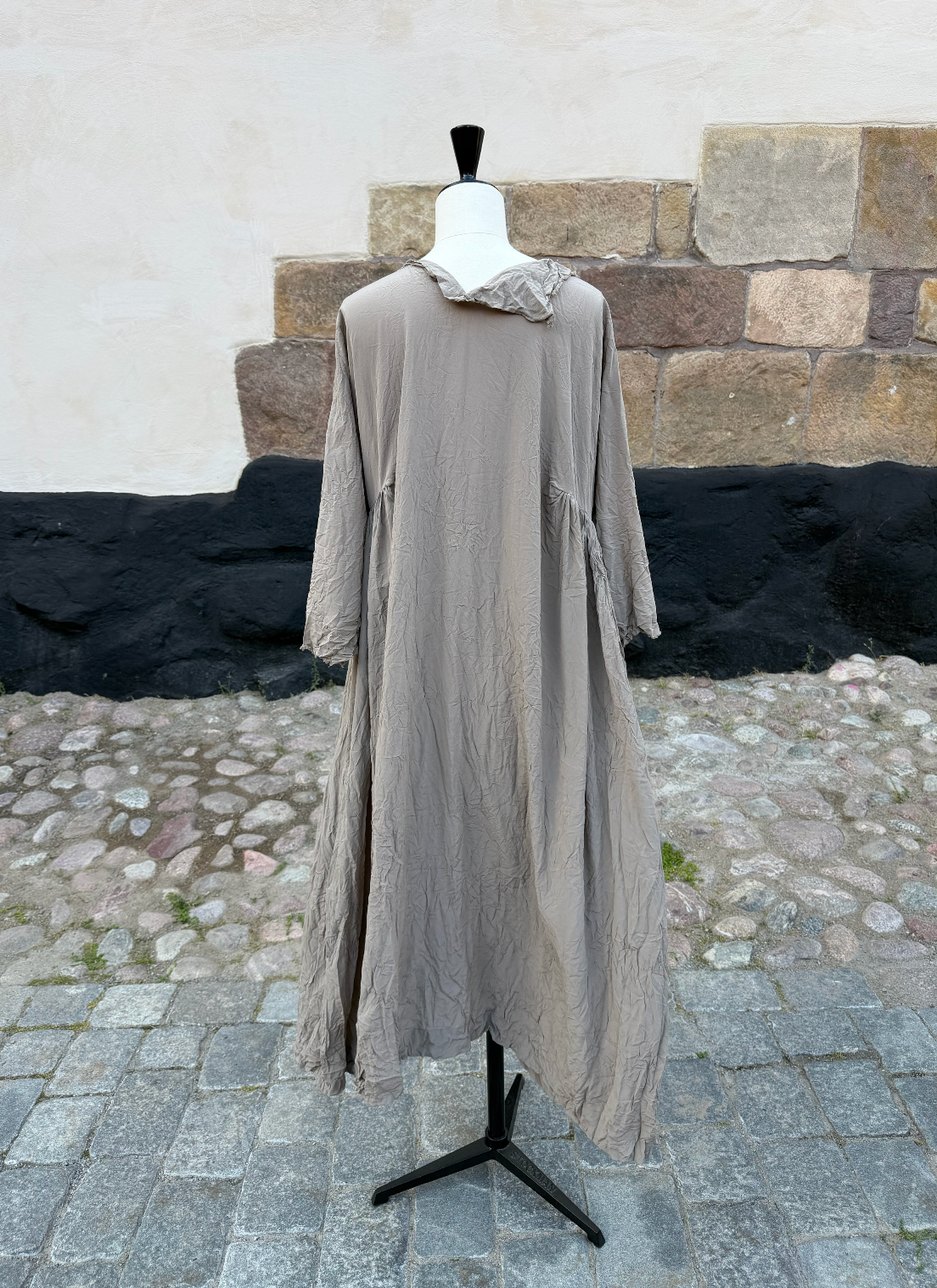 Daniela Gregis Stockholm dress Earth