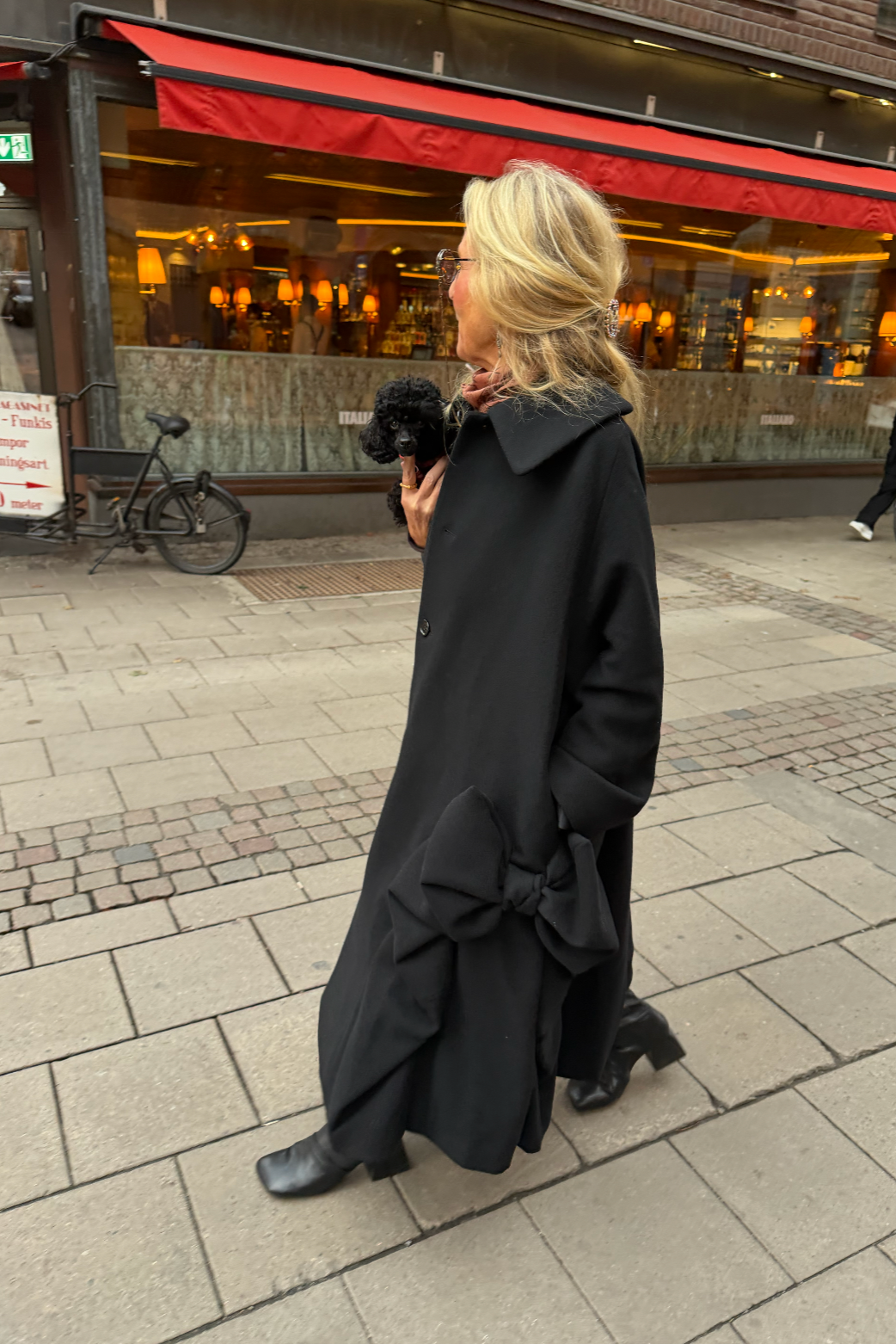 Comme des Garçons Comme des Garçons Bow Coat